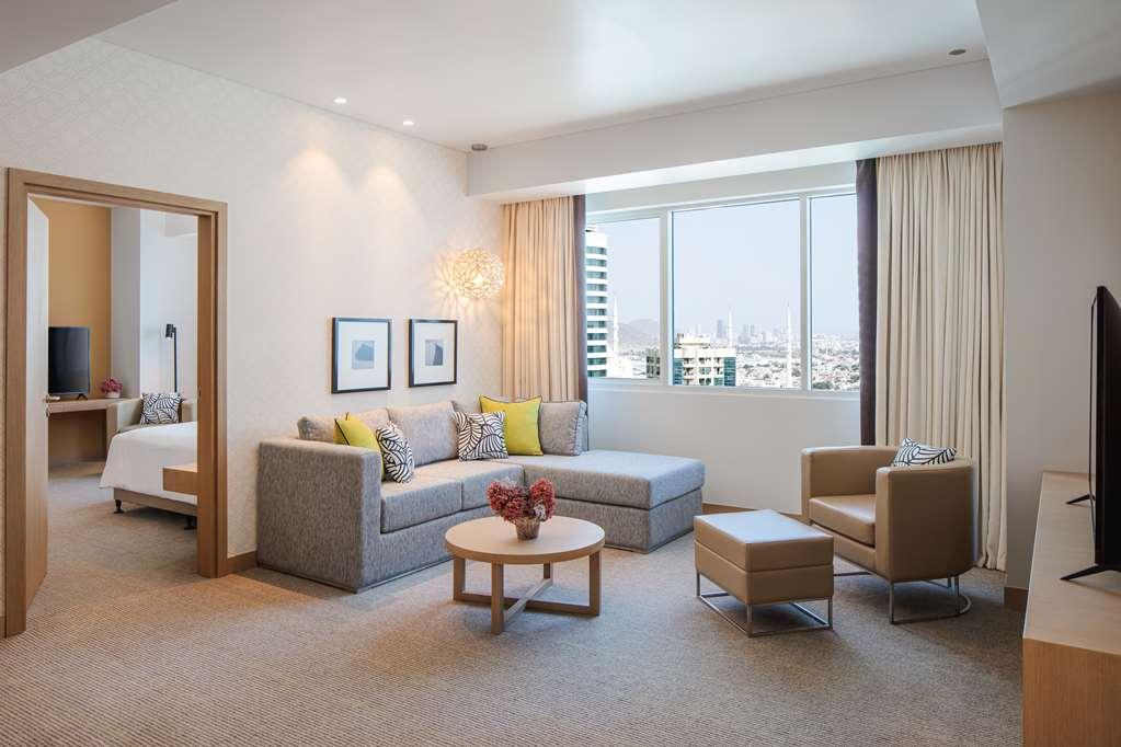 Doubletree By Hilton Fujairah City חדר תמונה