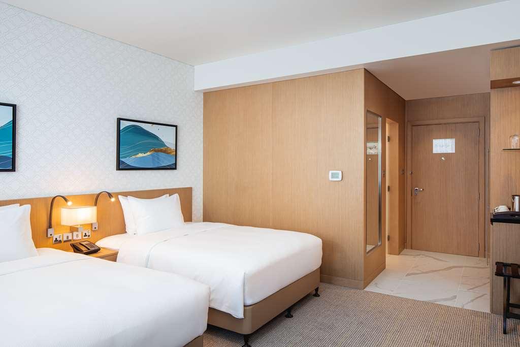 Doubletree By Hilton Fujairah City חדר תמונה